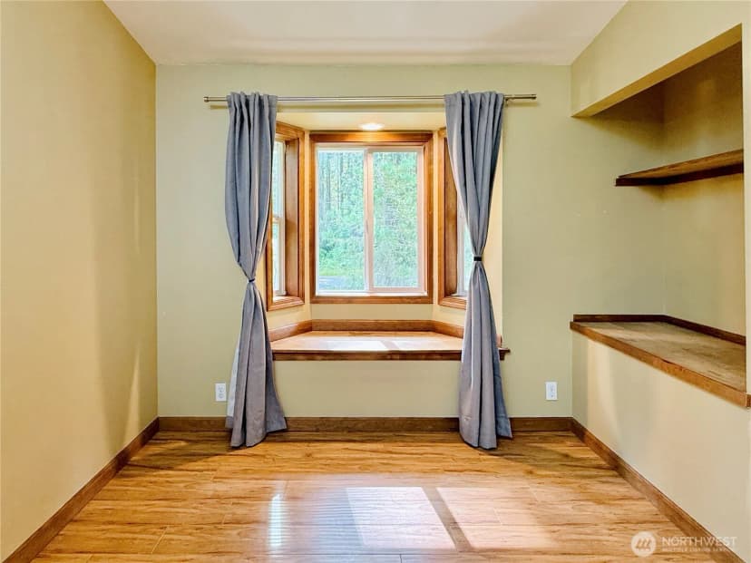 Property photo for 11422 Leschi Circle, Anderson Island photo 15