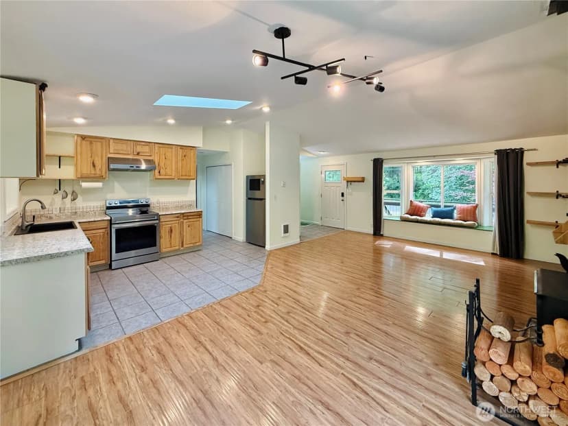 Property photo for 11422 Leschi Circle, Anderson Island photo 9