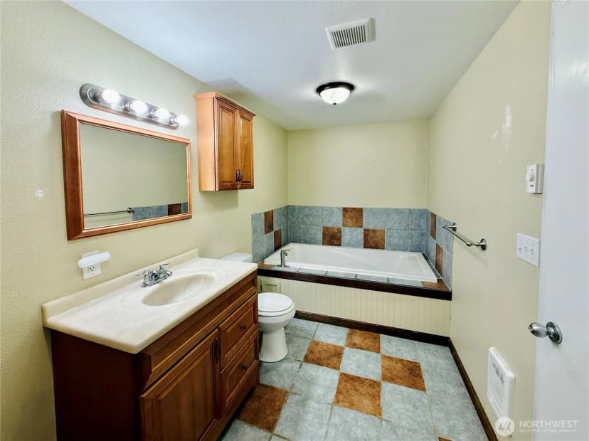 Property photo for 11422 Leschi Circle, Anderson Island photo 22