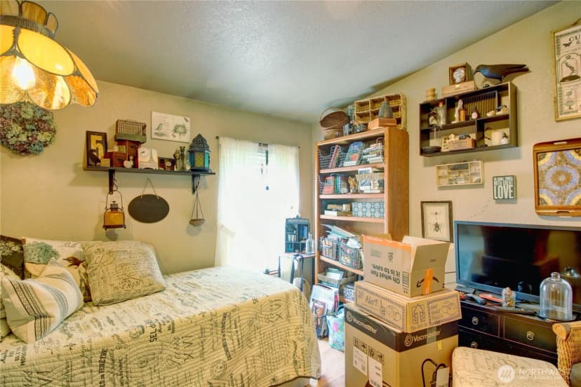Property photo for 2701 Old Highway 99 North, Burlington photo 24
