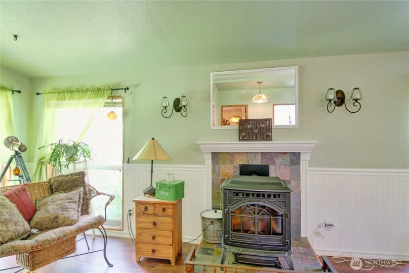 Property photo for 2701 Old Highway 99 North, Burlington photo 8