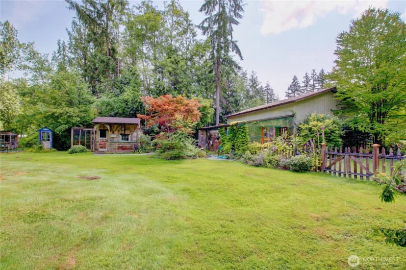 Property photo for 2701 Old Highway 99 North, Burlington photo 35