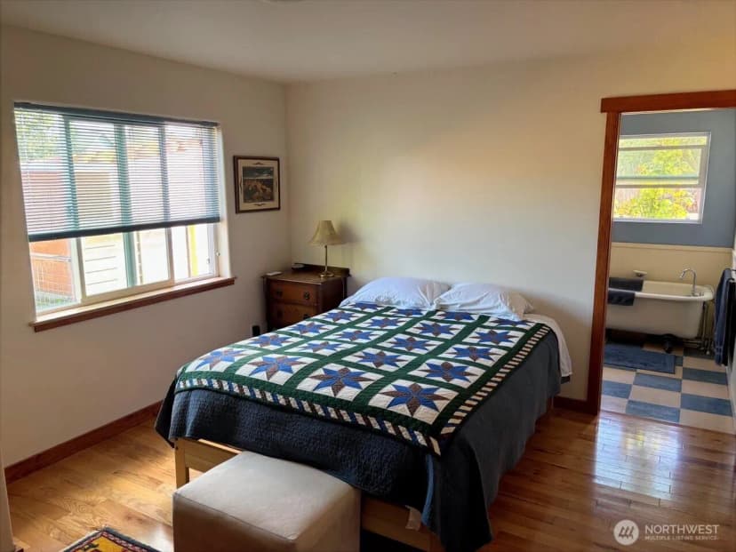 Property photo for 627 Second Street, Langley photo 11