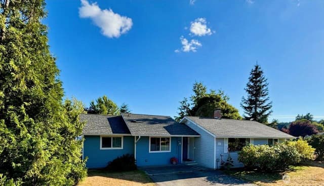 Property photo for 627 Second Street, Langley