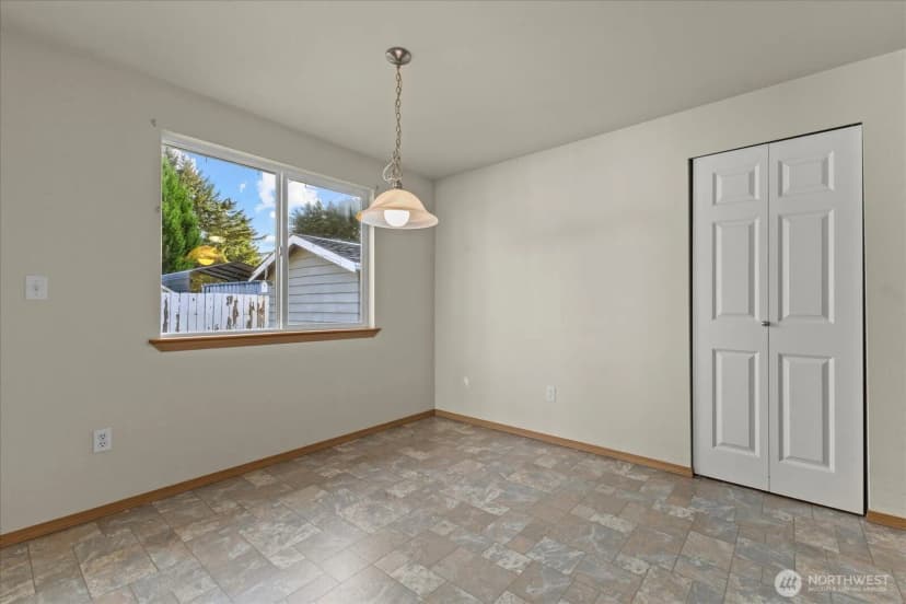 Property photo for 1240 Montero Lane, Burlington photo 10