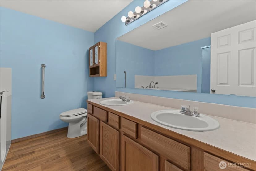 Property photo for 1240 Montero Lane, Burlington photo 23