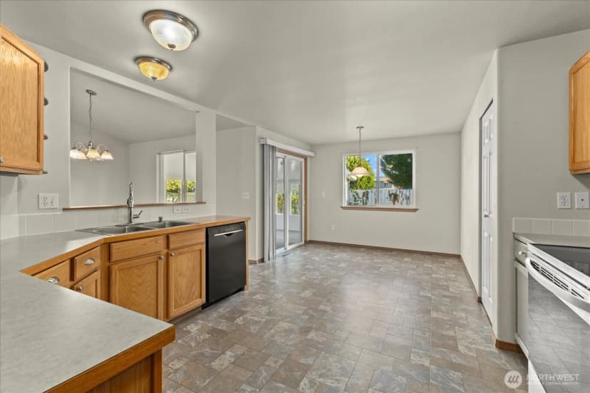 Property photo for 1240 Montero Lane, Burlington photo 6