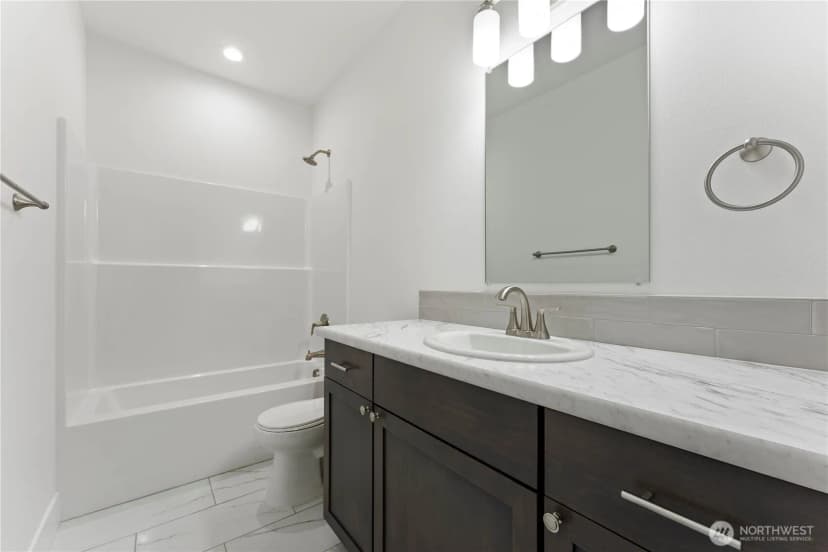Property photo for 730 O Street Ne, Quincy photo 22