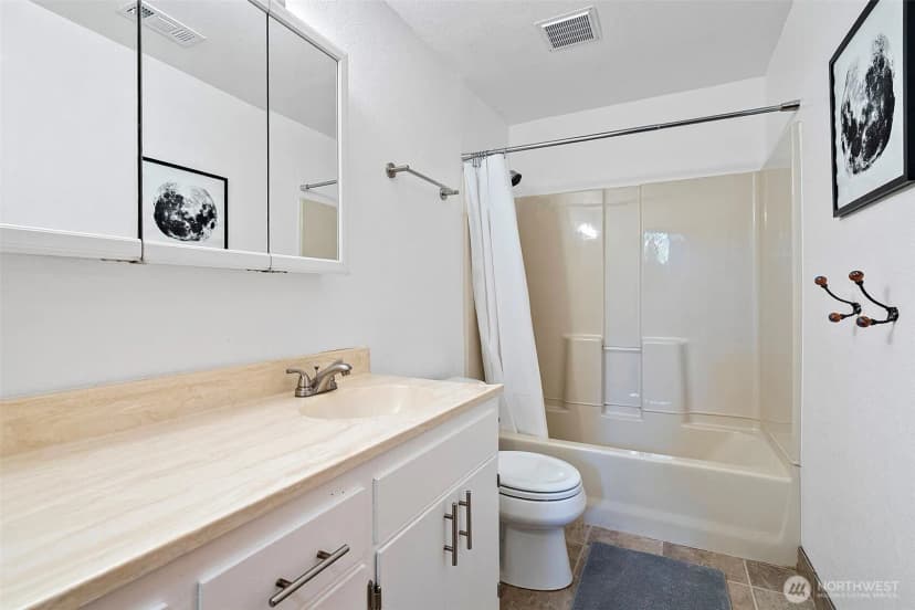 Property photo for 6511 Canyon Court Sw, Olympia photo 27