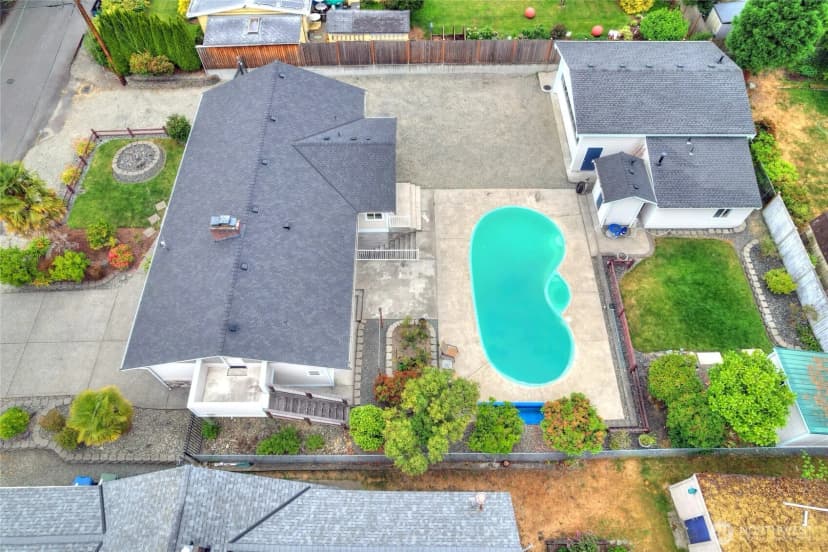 Property photo for 832 Birch Street, Edmonds photo 39