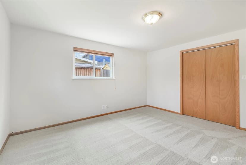 Property photo for 832 Birch Street, Edmonds photo 13