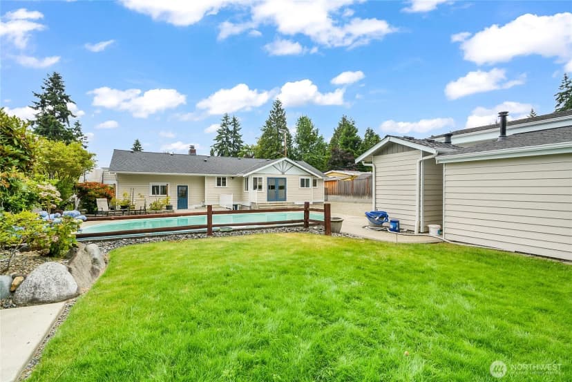Property photo for 832 Birch Street, Edmonds photo 34