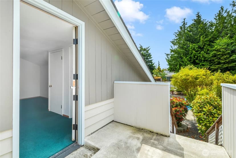Property photo for 832 Birch Street, Edmonds photo 22