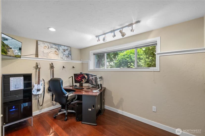 Property photo for 18204 Ne 175th Place, Woodinville photo 25
