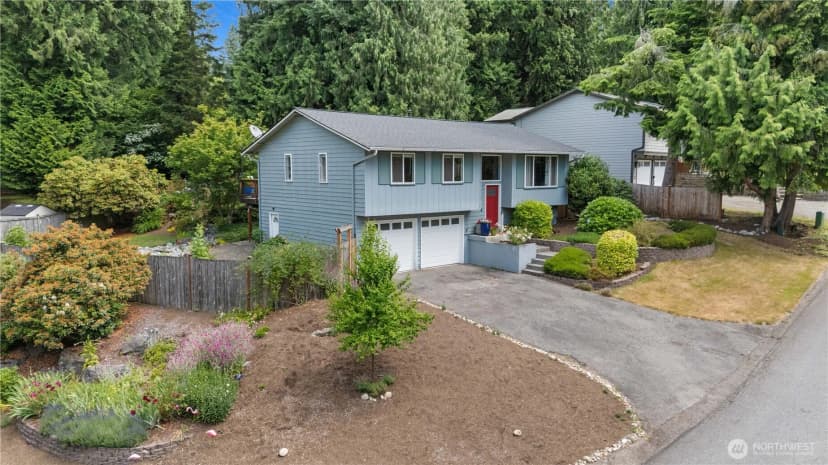 Property photo for 18204 Ne 175th Place, Woodinville photo 2