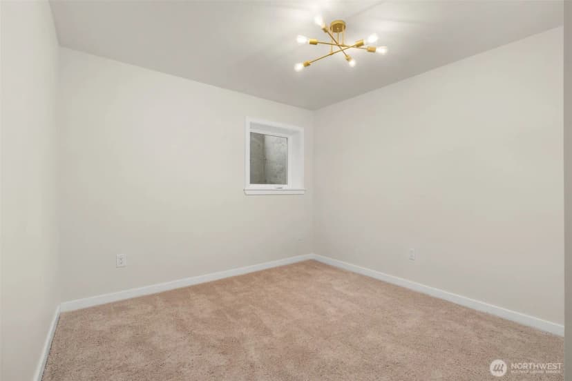 Property photo for 21239 15th Avenue S, Des Moines photo 21