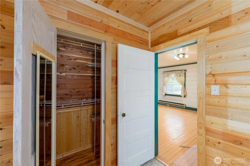 Property photo for 1391 Finn Hall Road, Port Angeles photo 17