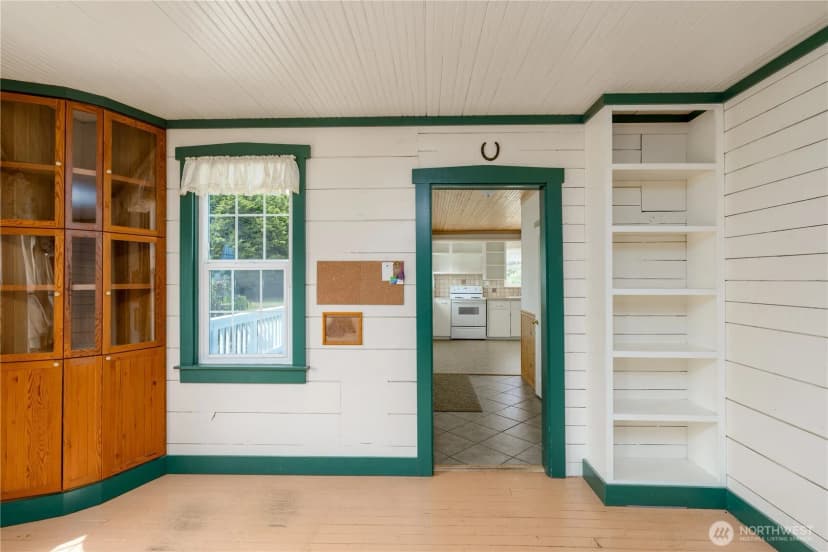 Property photo for 1391 Finn Hall Road, Port Angeles photo 24