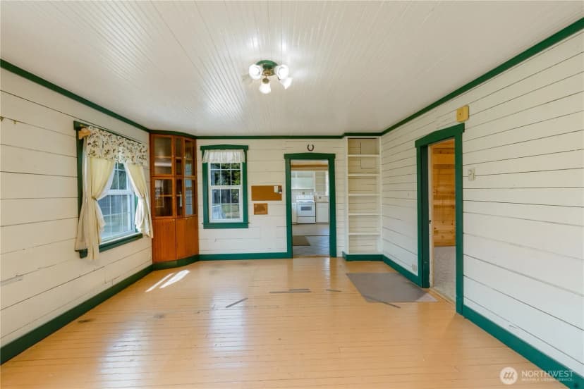 Property photo for 1391 Finn Hall Road, Port Angeles photo 11