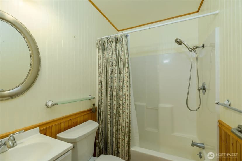 Property photo for 1391 Finn Hall Road, Port Angeles photo 22