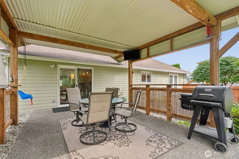 Property photo for 16116 4th Avenue Nw, Arlington photo 25