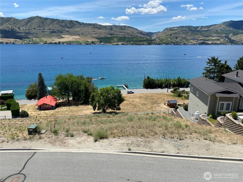 Property photo for 122 Mayer Drive, Chelan