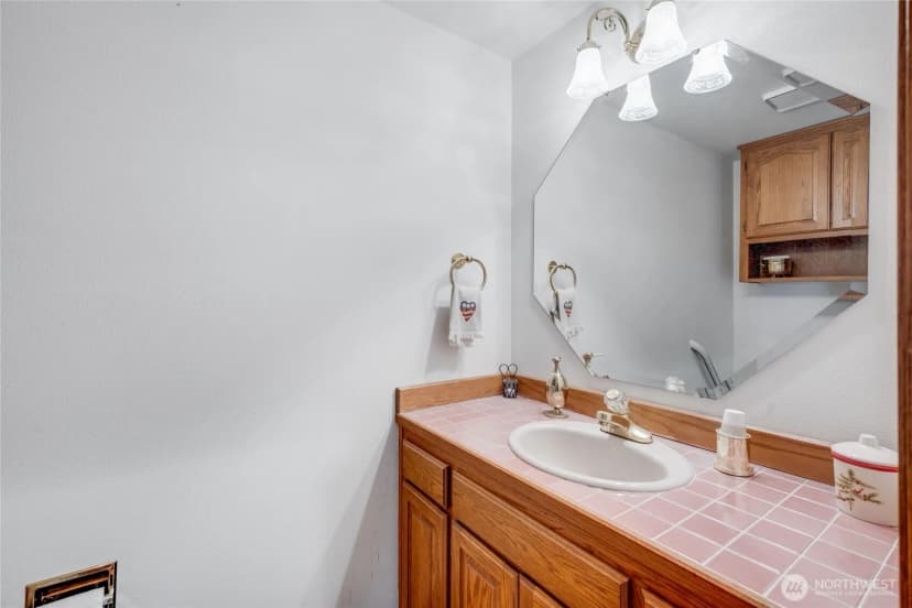 Property photo for 1408 W Street Nw, Auburn photo 16
