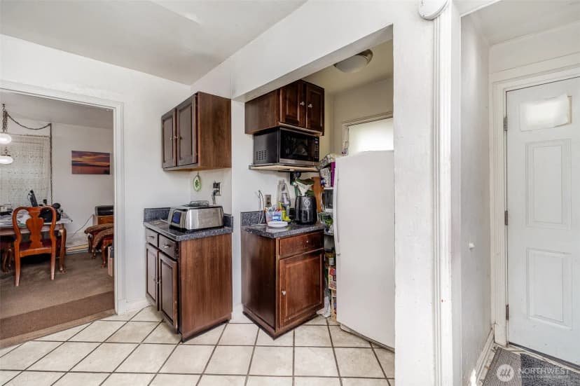Property photo for 2159 52nd Avenue Sw, Seattle photo 10