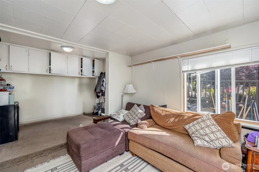Property photo for 2159 52nd Avenue Sw, Seattle photo 18