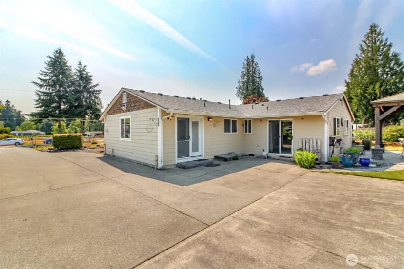 Property photo for 10510 66th Avenue E, Puyallup photo 18