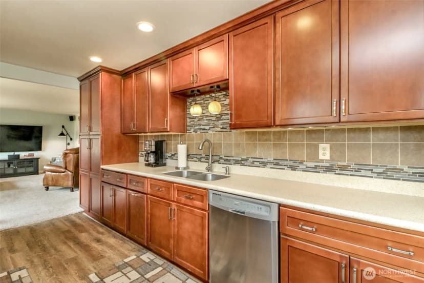 Property photo for 10510 66th Avenue E, Puyallup photo 6
