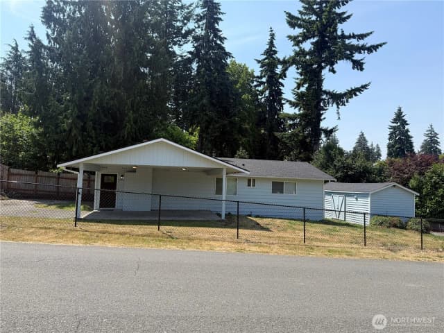 Property photo for 20603 7th Avenue S, Des Moines