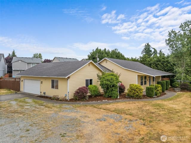 Property photo for 1815 181st St E, Spanaway photo 4