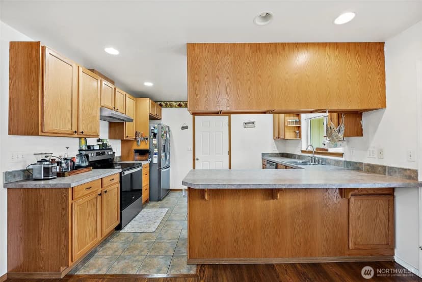 Property photo for 1815 181st St E, Spanaway photo 15