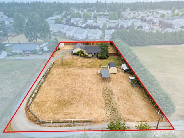 Property photo for 1815 181st St E, Spanaway