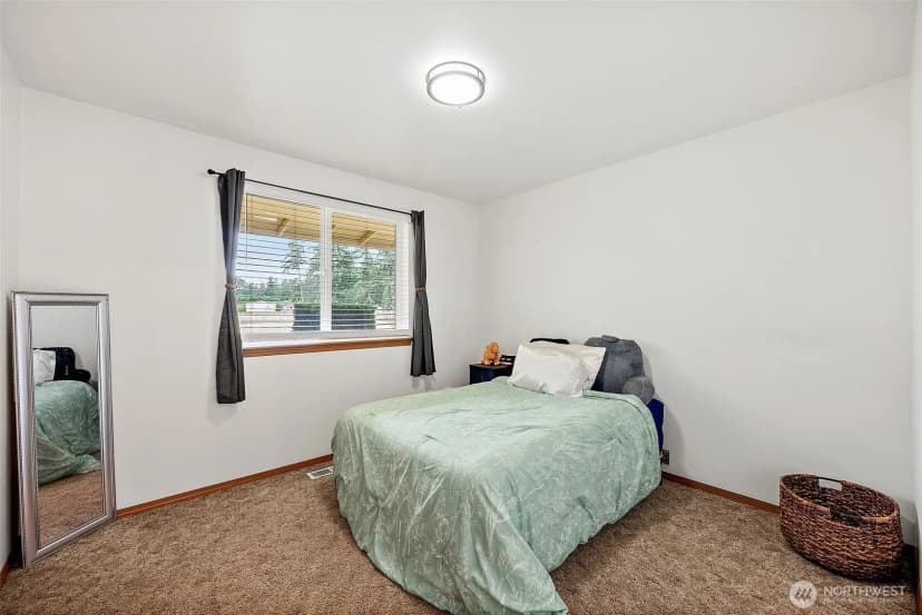 Property photo for 1815 181st St E, Spanaway photo 19