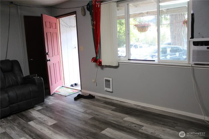 Property photo for 1414 Hensley Street Ne #1412, Lacey photo 7