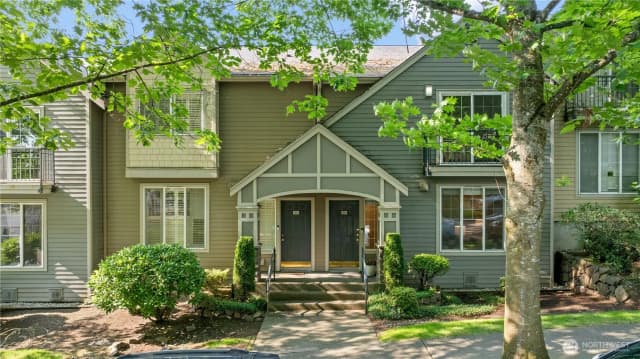 Property photo for 12310 Ne 92nd Street #h-204, Kirkland