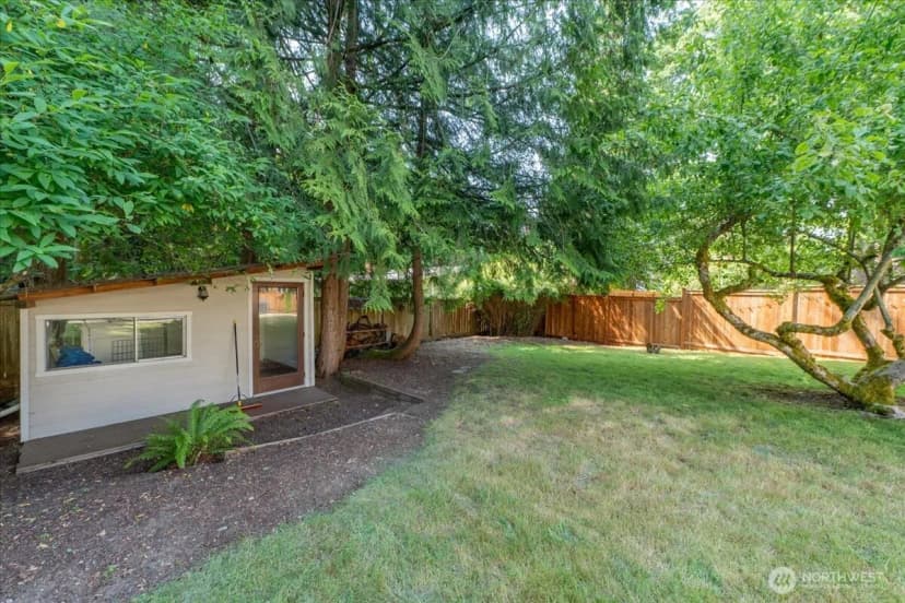 Property photo for 2321 Ne 127th Street, Seattle photo 28