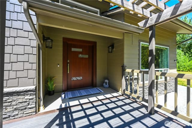 Property photo for 9912 121st Avenue Ne, Lake Stevens