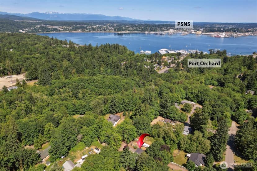 Property photo for 1111 Garrison Avenue, Port Orchard photo 32