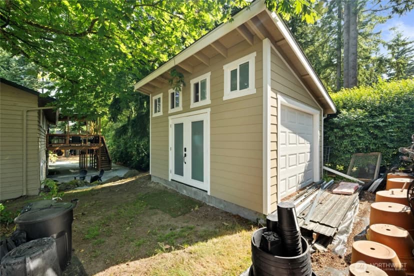 Property photo for 15921 68th Avenue W, Edmonds photo 35