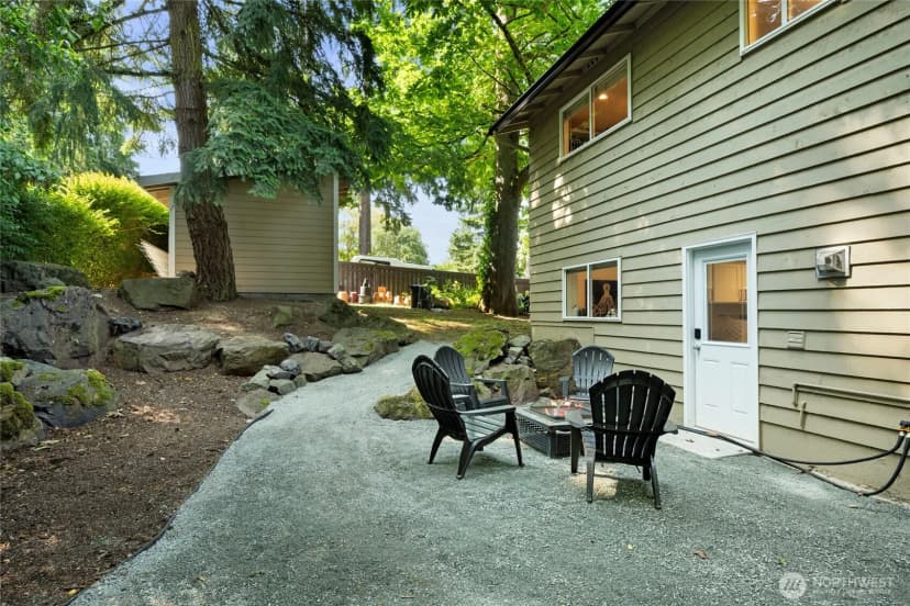 Property photo for 15921 68th Avenue W, Edmonds photo 34