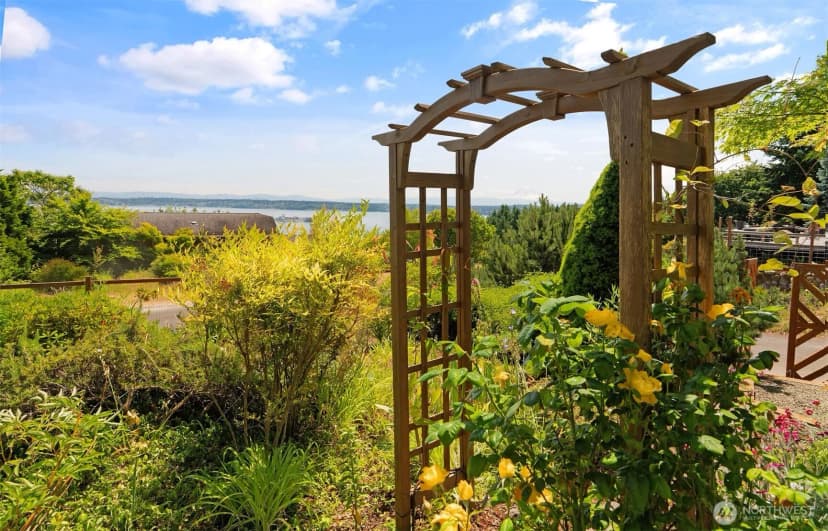 Property photo for 27727 94th Avenue Sw, Vashon photo 31