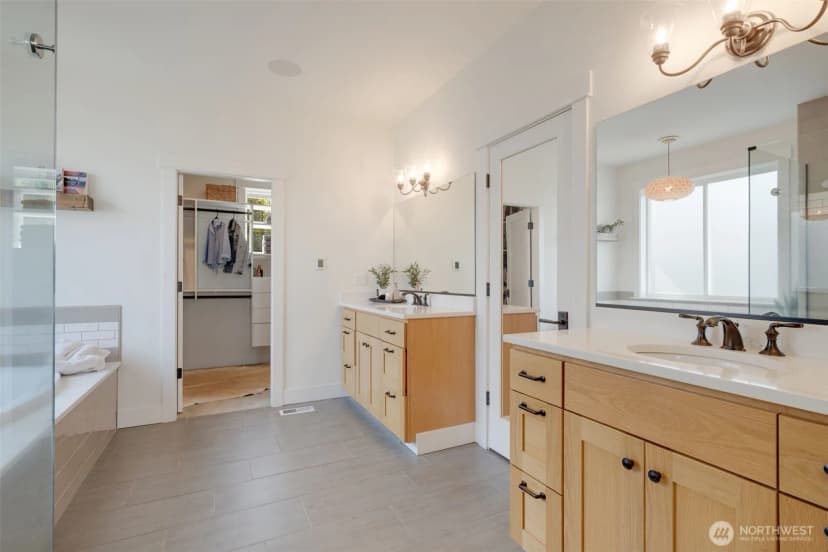 Property photo for 35805 Meridian E, Eatonville photo 14