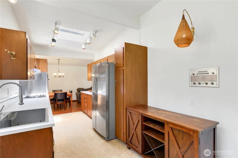 Property photo for 20405 1st Avenue S, Normandy Park photo 9