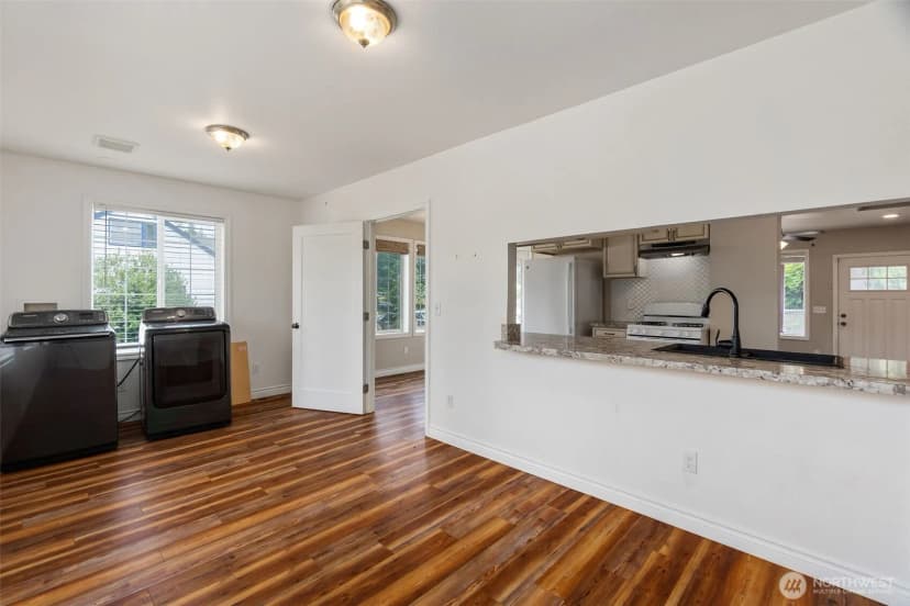 Property photo for 212 Euclid Avenue, Shelton photo 17
