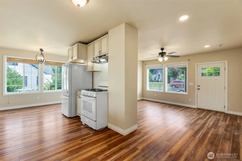 Property photo for 212 Euclid Avenue, Shelton photo 6