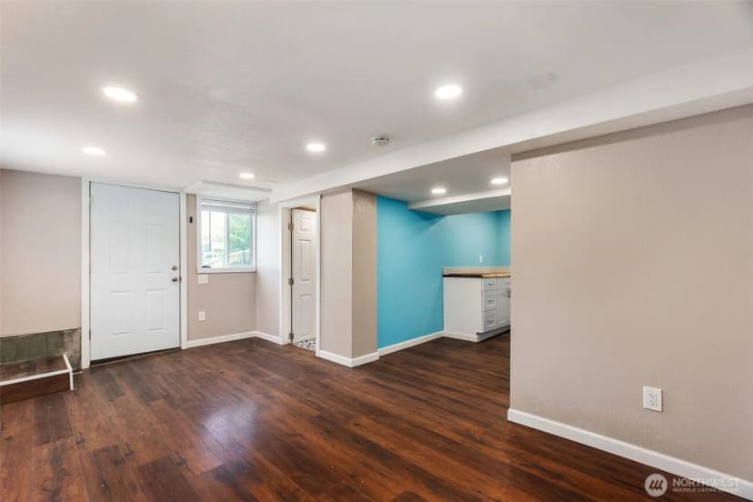 Property photo for 212 Euclid Avenue, Shelton photo 26