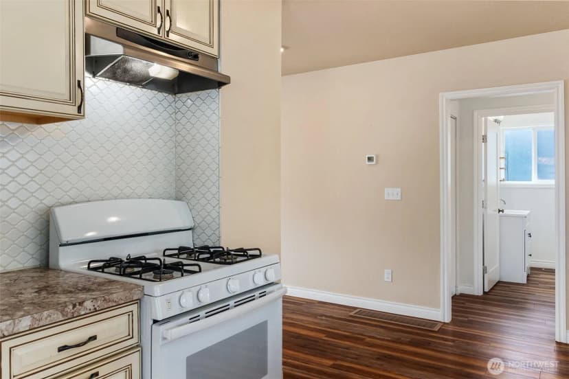 Property photo for 212 Euclid Avenue, Shelton photo 12